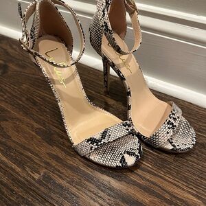 Lulu's Black and Cream Snakeskin Heels